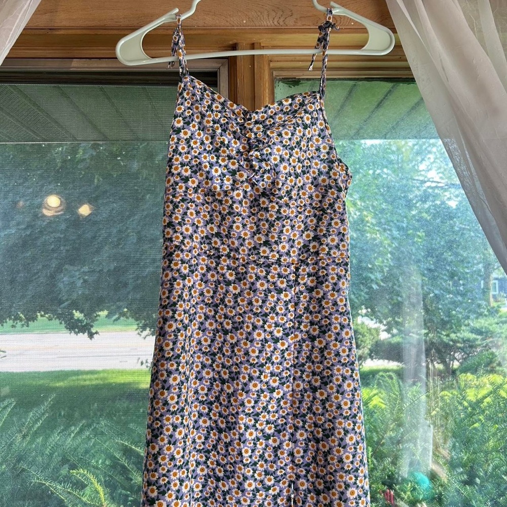 Daisy patterned dress